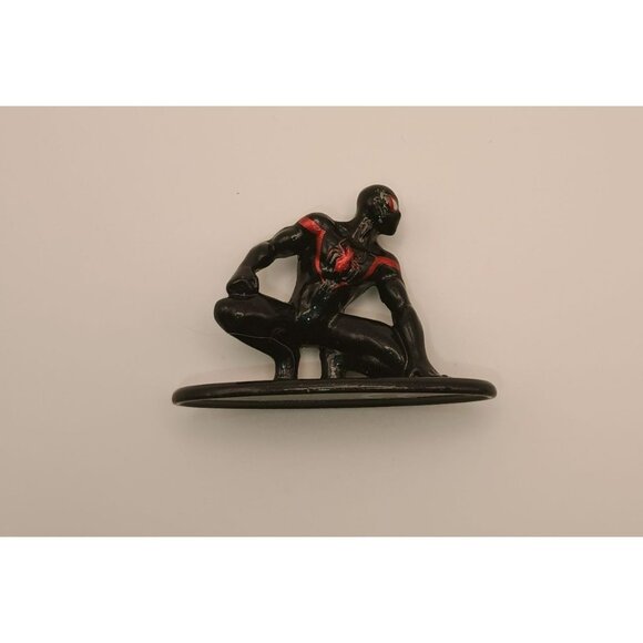 Marvel Superheroes Miniature Metal Figurine Set - Hulk Spider-Man & More - Picture 4 of 16